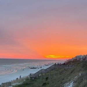 Meet your Posher, Ana